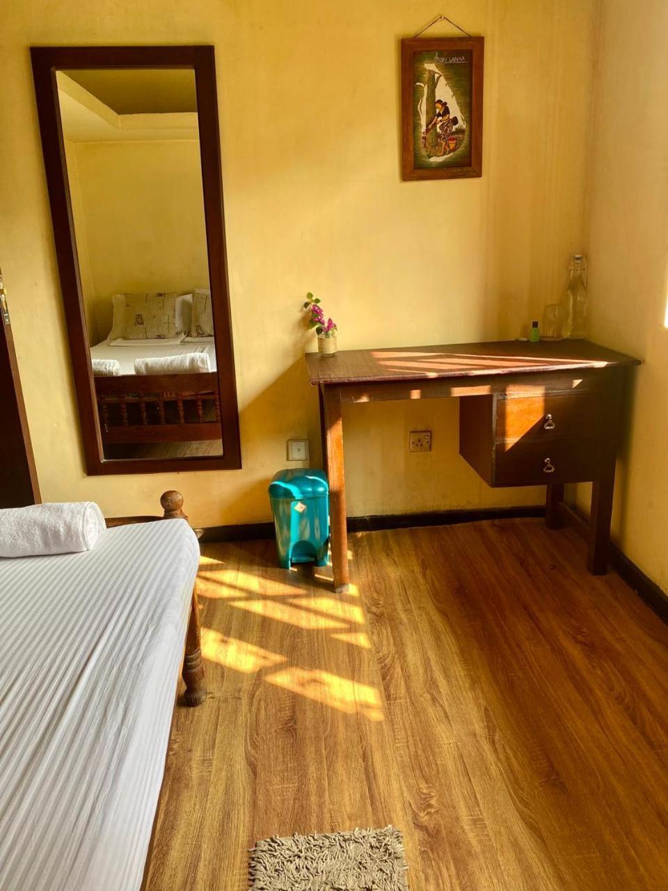 Noahs Ark Transit Stay Moratuwa Exterior foto